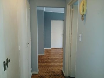 Departamento 2 ambientes con balcón