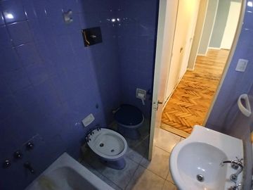 Departamento 2 ambientes con balcón