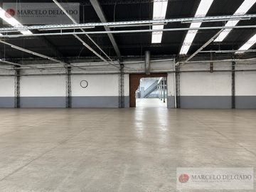Depósito - Galpón de 1325 m2    playa  en Villa Martelli - ALQUILER