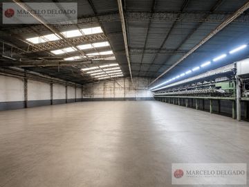 Depósito - Galpón de 1325 m2    playa  en Villa Martelli - ALQUILER