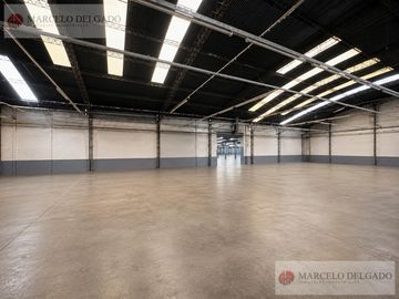 Depósito - Galpón de 1325 m2    playa  en Villa Martelli - ALQUILER