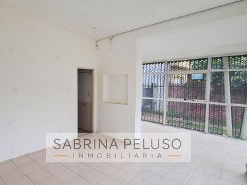 Venta Casa Local Moreno