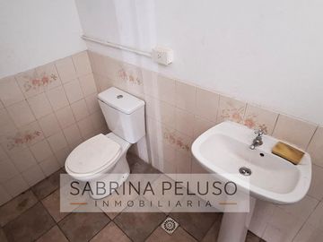 Venta Casa Local Moreno