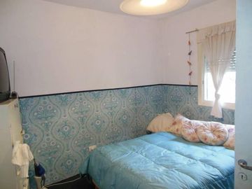 Muy buen Departamento 3 ambientes, muy luminoso.