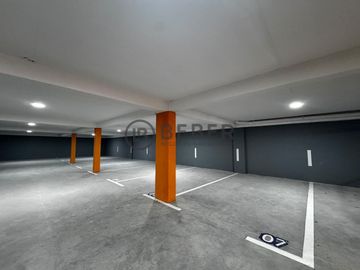 En venta tres ambientes a estrenar, Chauvin