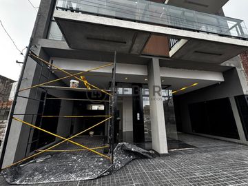 En venta tres ambientes a estrenar, Chauvin