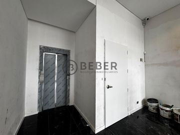 En venta tres ambientes a estrenar, Chauvin