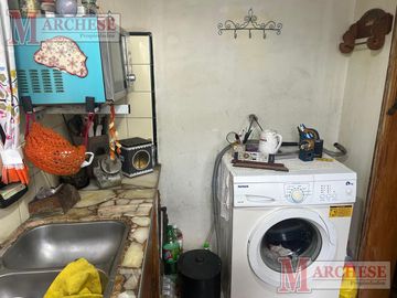 Casa de 3 ambientes -Ituzaingo Norte .