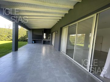 Casa en alquiler en Santa Bárbara, Tigre