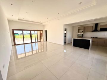 Casa en venta Barrio San Felipe Canning