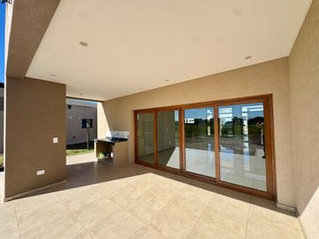Casa en venta Barrio San Felipe Canning
