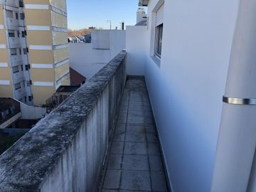 ALQUILER Departamento - Cid Campeador