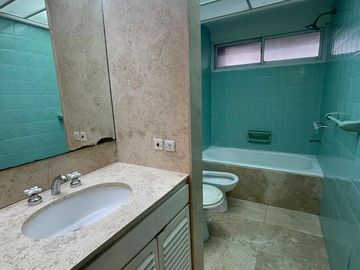 Departamento en Aquiler Torre Bruentta 2 dorm + dep con cochera