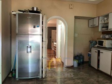 Triplex en venta - Ciudad Jardin Del Palomar - 6 ambientes - 4 dormitorios - Suite - Playroom