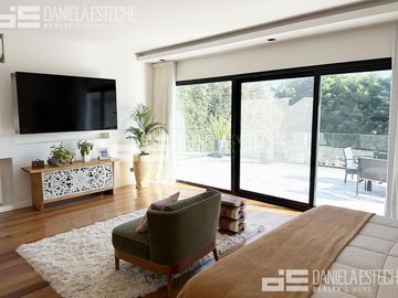 Casa en Ayres de Pilar reciclada a nuevo