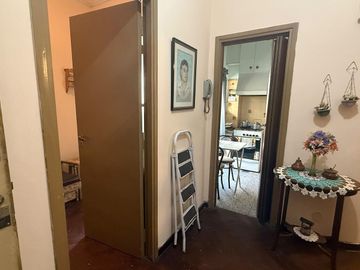 Departamento en venta 3 ambientes+ dependencia Flores