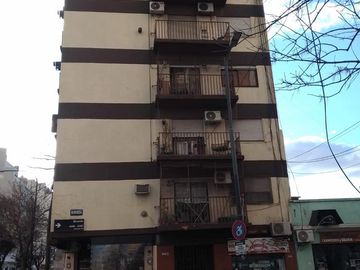 Departamento 2 amb en alquiler en Monte Castro