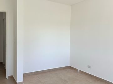 Casa en venta en Canton-Islas-5 ambientes-Espejo de agua.