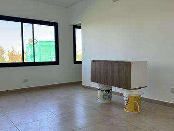 Casa en venta en Canton-Islas-5 ambientes-Espejo de agua.
