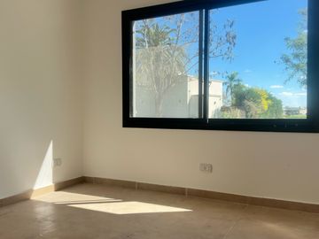 Casa en venta en Canton-Islas-5 ambientes-Espejo de agua.