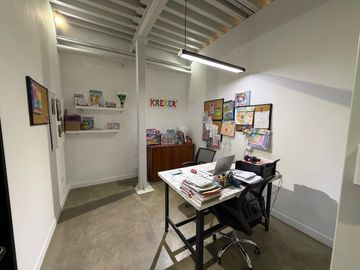 Depósito - 619 m2 - Wilde