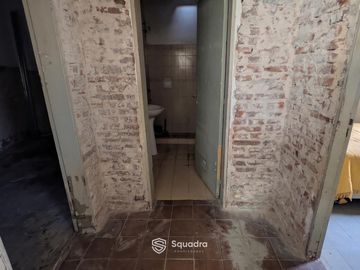 VENTA | PERMUTA - Propiedad con dos construcciones independientes  - Fisherton.