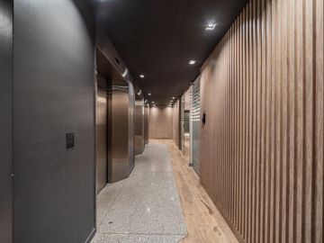 Venta - Alquiler de Oficina Piso Corporativo Terraza Propia y 4 Cocheras