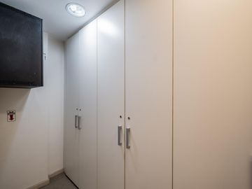 Venta - Alquiler de Oficina Piso Corporativo Terraza Propia y 4 Cocheras