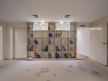 Venta - Alquiler de Oficina Piso Corporativo Terraza Propia y 4 Cocheras