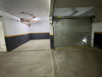 Cochera Doble y Privada al Frente en Villa Del Parque