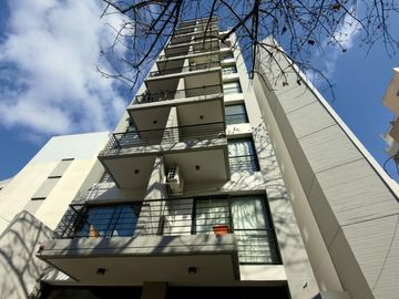 Cochera Doble y Privada al Frente en Villa Del Parque