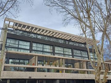 Departamento en Vicente López 4 ambientes con Cochera y Terraza propia