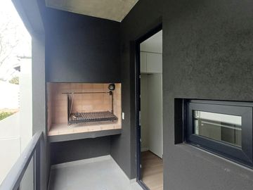Departamento en Vicente López 4 ambientes con Cochera y Terraza propia