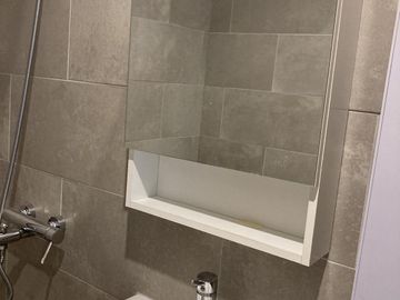 Departamento tres ambientes/ cochera