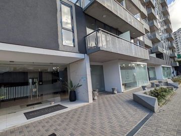 Departamento tres ambientes/ cochera