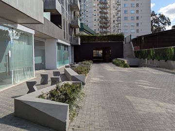 Departamento tres ambientes/ cochera