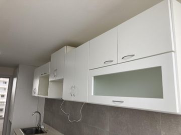 Departamento tres ambientes/ cochera
