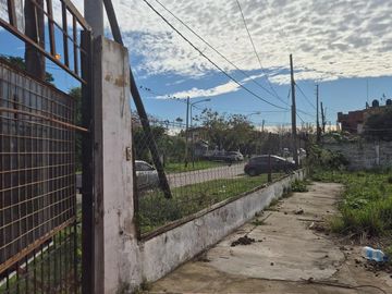 Esquina sobre Ruta 27 frente a Hacoaj