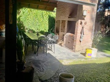 Casa  5 ambientes en Barrio Nuevo Golf en Pinamar