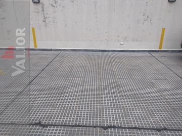Cochera fija en edificio de categoría!!!