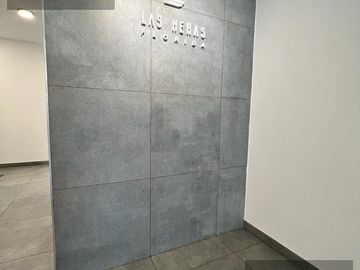 Departamento de 2 Ambientes en Vicente Lopez con Jardin y Cochera en complejo con amenities