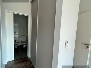 Departamento de 2 Ambientes en Vicente Lopez con Jardin y Cochera en complejo con amenities