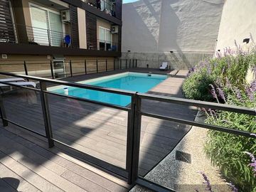 Departamento de 2 Ambientes en Vicente Lopez con Jardin y Cochera en complejo con amenities