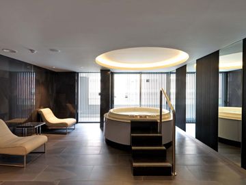 HERM 3 AMB FTE  COCH FIJA 2 BAÑOS COMP(1STE) TORRE DECO AMENITIES SUPER PREMIUM AUSTRIA ESQ BERUTI