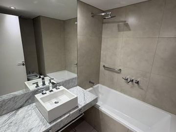 HERM 3 AMB FTE  COCH FIJA 2 BAÑOS COMP(1STE) TORRE DECO AMENITIES SUPER PREMIUM AUSTRIA ESQ BERUTI