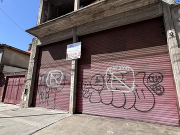 Depósito en Mataderos