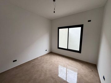 Depto en Alquiler -  Dos Ambientes - A estrenar - Luminoso - Lomas del Mirador