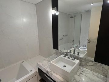 HERM 3 AMB FTE  COCH FIJA 2 BAÑOS COMP(1STE) TORRE DECO AMENITIES SUPER PREMIUM AUSTRIA ESQ BERUTI