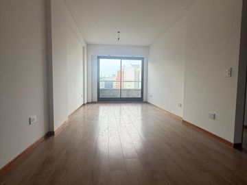 Departamento de 2 ambientes al frente