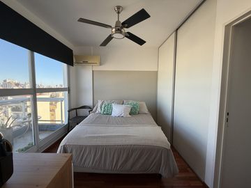 VENTA DEPTO. 3 AMBIENTES LUMINOSO CON SUM Y PISCINA - FLORES